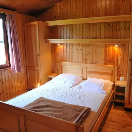 Chalet Trou Du Renard شاليه Baillonville